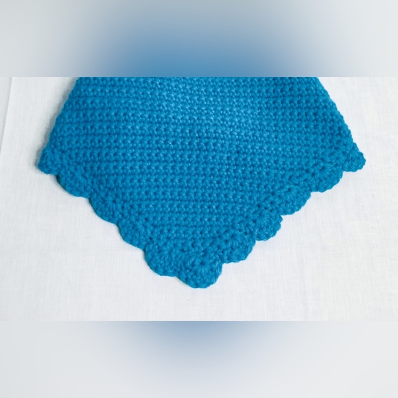 Bonnets - Picture 3 of 5